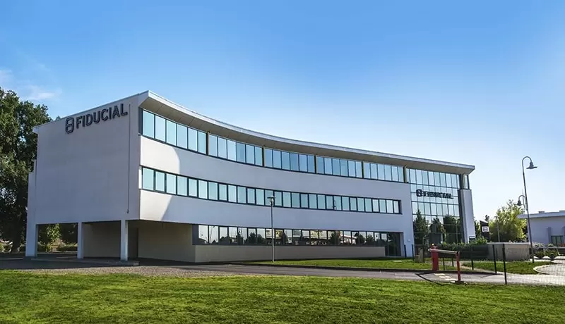 découvrez les services professionnels de notre cabinet comptable à poitiers. nous offrons des solutions personnalisées en comptabilité, fiscalité et gestion financière pour accompagner les entreprises de toutes tailles. profitez de notre expertise locale pour optimiser vos résultats.