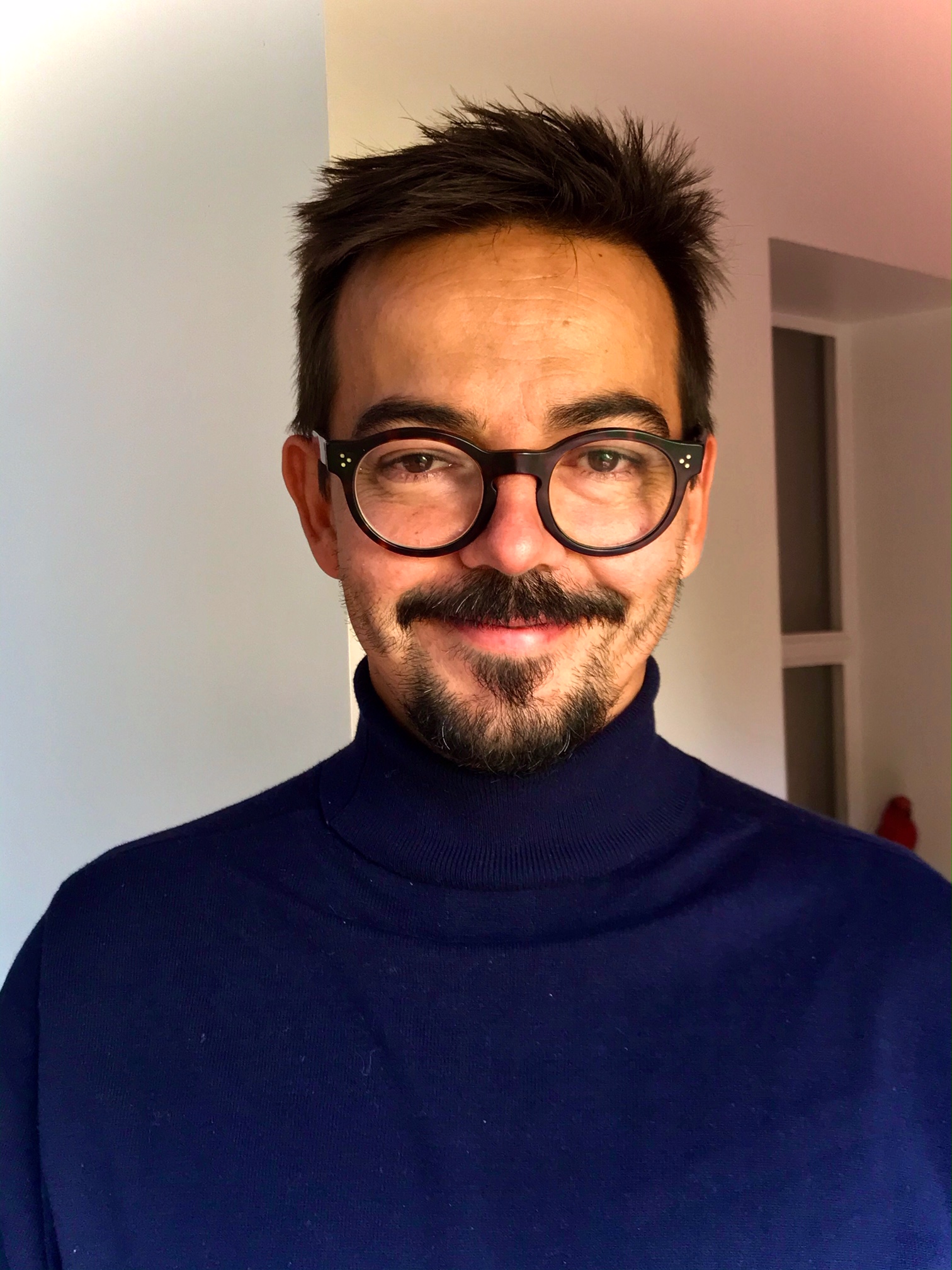 découvrez les services du cabinet eleos, spécialisé dans l'accompagnement personnalisé et les conseils adaptés à vos besoins. bénéficiez de notre expertise pour optimiser votre stratégie et atteindre vos objectifs.