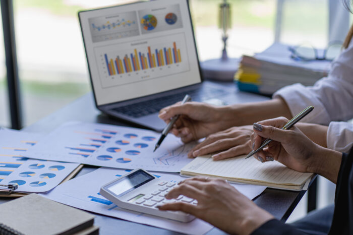 découvrez nos services d'expertise comptable sur mesure, adaptés aux besoins des entreprises de toutes tailles. bénéficiez d'une gestion financière optimale, d'un accompagnement personnalisé et d'une expertise reconnue pour vous aider à atteindre vos objectifs.