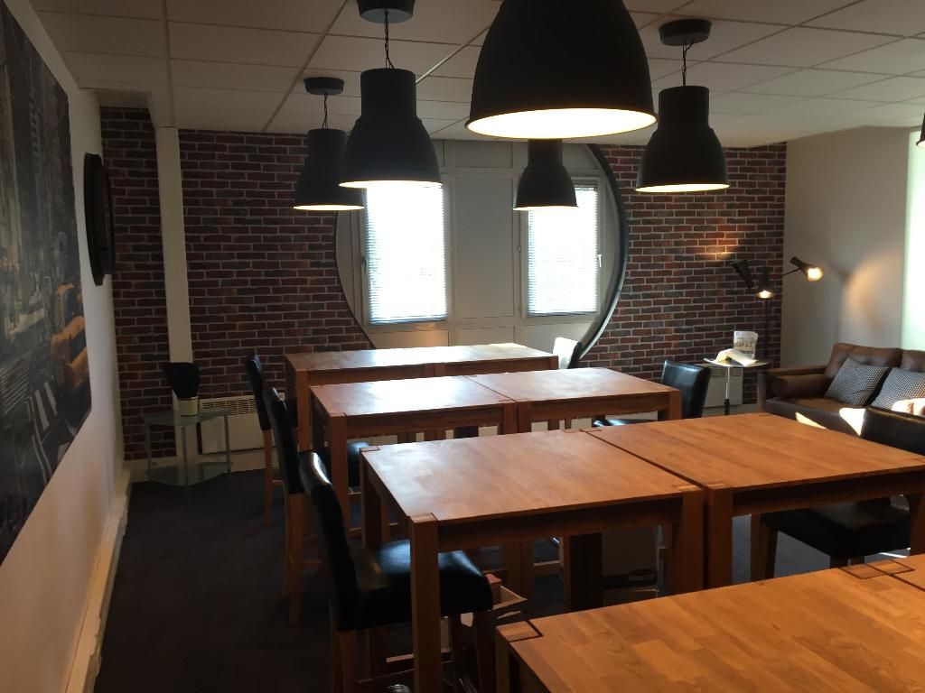 découvrez nos services d'expertise comptable sur l'avenue jacques cartier. notre équipe d'experts est à votre disposition pour vous accompagner dans la gestion de vos comptes, l'optimisation fiscale et le conseil financier. bénéficiez d'un service personnalisé et adapté à vos besoins.