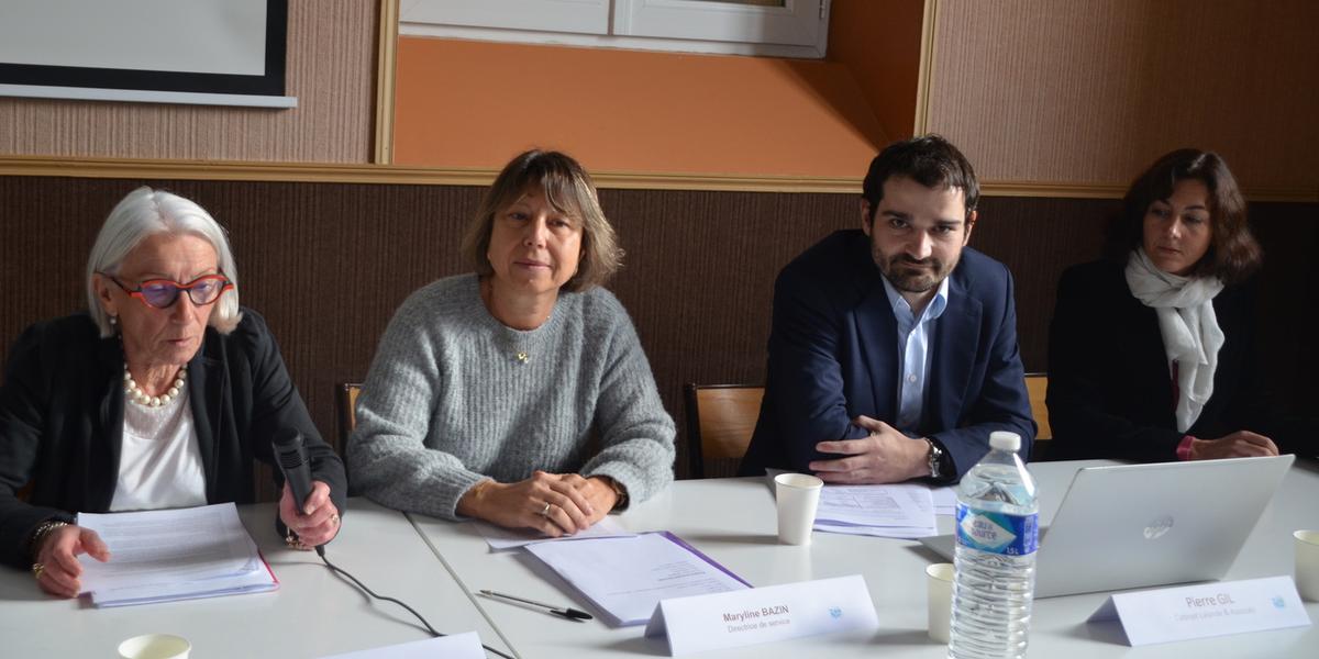 découvrez nos services d'expert-comptable à mirambeau pour optimiser la gestion de votre entreprise. bénéficiez d'un accompagnement personnalisé et de conseils adaptés à vos besoins financiers.