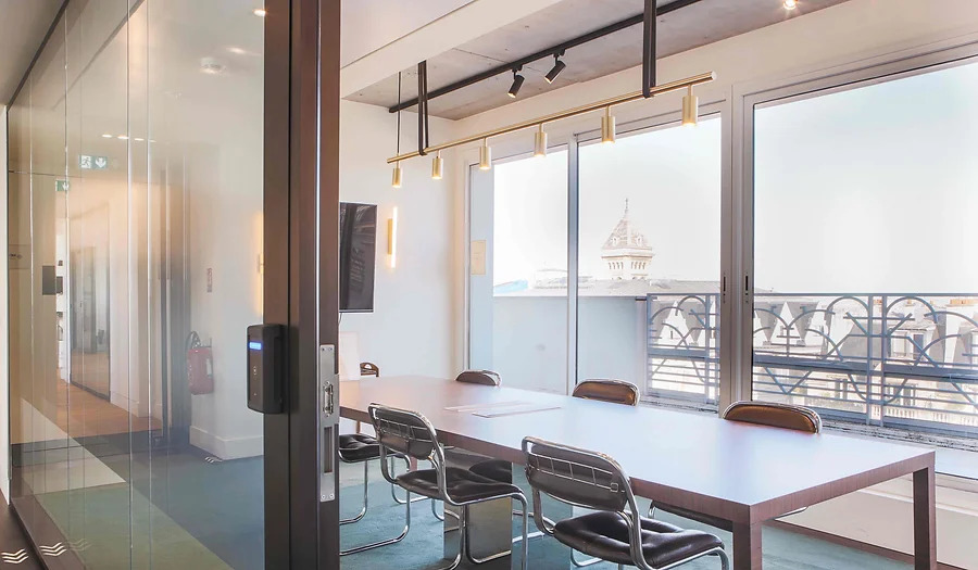 découvrez nos services d'expertise comptable à paris 14, adaptés aux entreprises de toutes tailles. profitez de conseils personnalisés, d'une gestion optimisée de votre comptabilité et d'un accompagnement fiscal sur mesure. contactez-nous dès aujourd'hui !